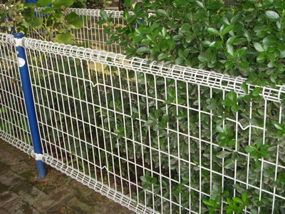 雙圈護(hù)欄網(wǎng) 雙圈護(hù)欄網(wǎng)